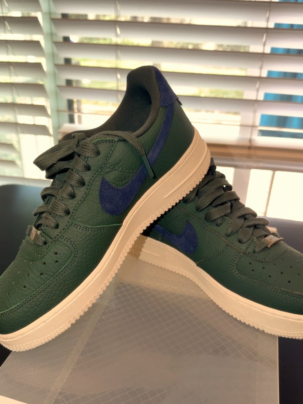 Nike Air Force 1 Low – Green/Navy Suede Swoosh – Men’s 7 (Women’s 8.5) NEW